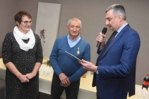 Araules : la nouvelle salle de &quot;Recharinges&quot; inaugurée, Roger Colombet à l&#039;honneur