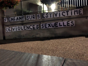 Yssingeaux : des messages collés en ville pour dénoncer les violences sexistes et sexuelles