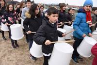 Monistrol-sur-Loire : un orchestre de percussions composé par 150 écoliers de CM2 (vidéo)