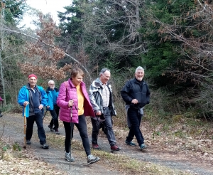 Roche-en-Régnier : 49 marcheurs avec les Barons