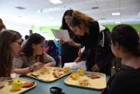 Un petit-déjeuner équilibré servi aux collégiens du Monteil