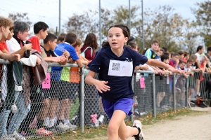 Yssingeaux : 550 collégiens au pas de course au complexe sportif