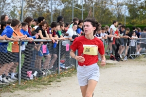 Yssingeaux : 550 collégiens au pas de course au complexe sportif