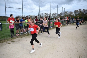 Yssingeaux : 550 collégiens au pas de course au complexe sportif