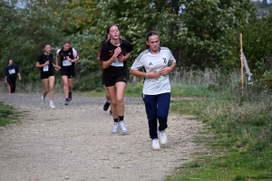 Yssingeaux : 550 collégiens au pas de course au complexe sportif