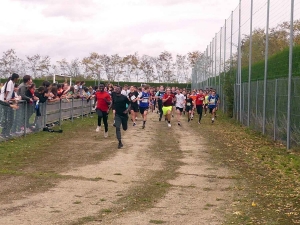 Yssingeaux : 550 collégiens au pas de course au complexe sportif