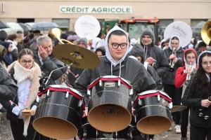 Saint-Didier-en-Velay : Carnaval pluvieux, Carnaval heureux (vidéo)