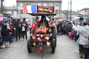 Saint-Didier-en-Velay : Carnaval pluvieux, Carnaval heureux (vidéo)