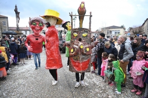 Saint-Didier-en-Velay : Carnaval pluvieux, Carnaval heureux (vidéo)