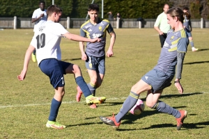 Foot, R2 : Sucs et Lignon fait tomber le leader Veauche