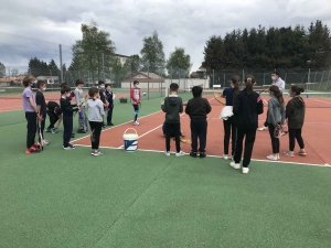 De la cour d&#039;école aux courts de tennis à Montfaucon-en-Velay