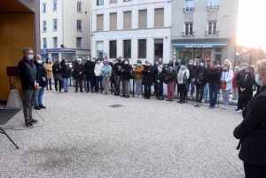 Yssingeaux : &quot;Nous continuerons à défendre et à enseigner nos valeurs et nos libertés&quot;