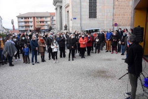 Yssingeaux : &quot;Nous continuerons à défendre et à enseigner nos valeurs et nos libertés&quot;