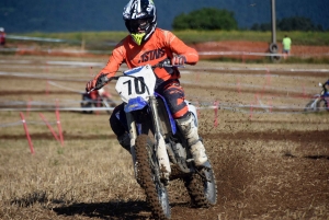 Course sur prairie de Saint-Maurice-de-Lignon : les motos Open (série 2)