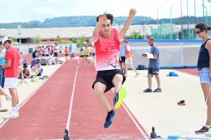 Athlétisme : Gabrièle Mangin et Gauthier Depierre au-dessus du lot aux championnats départementaux