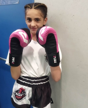 Boxe kick light : l&#039;Aurécoise Jasmine Dutel sacrée championne de France