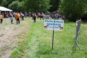 Sainte-Sigolène : une bonne pêche assurée pour les enfants dans la Dunière