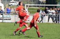 Foot : Tence, c&#039;est fort et c&#039;est fait