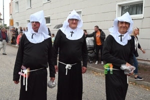 Saint-Pal-de-Mons : les classes en 4 portées par la foule (vidéo)