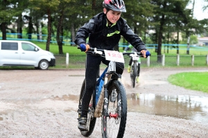 VTT à Sainte-Sigolène : la course des U13 en photos