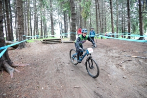 VTT à Sainte-Sigolène : la course des U13 en photos