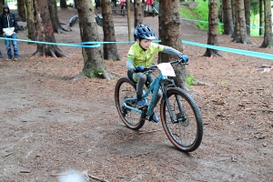 VTT à Sainte-Sigolène : la course des U13 en photos