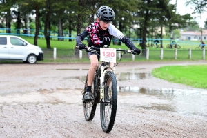 VTT à Sainte-Sigolène : la course des U13 en photos