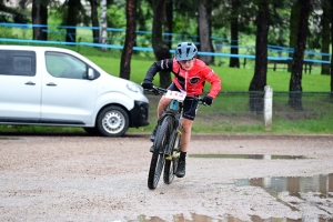 VTT à Sainte-Sigolène : la course des U13 en photos