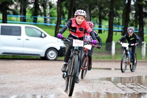 VTT à Sainte-Sigolène : la course des U13 en photos