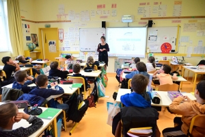 Yssingeaux : l&#039;école Jean-de-la-Fontaine tente la médiation scolaire réalisée par les enfants entre eux