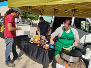 Solidarité, vent, soleil et gourmands au rendez-vous du repas pour la planète à Yssingeaux