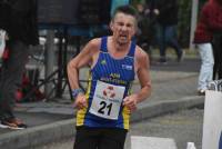 10 km de Chadrac : Jérémy Peixoto et Marion Driot glissent sous la pluie