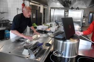 Yssingeaux : le professeur de cuisine en mode Cyril Lignac pour ses élèves