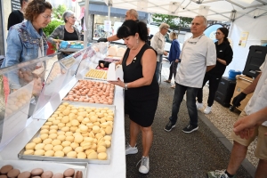 Yssingeaux : plus de 8000 macarons solidaires vendus par les pâtissiers et le Rotary