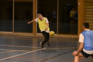 Saint-Romain-Lachalm : trois entreprises de la plasturgie s&#039;affrontent... au futsal