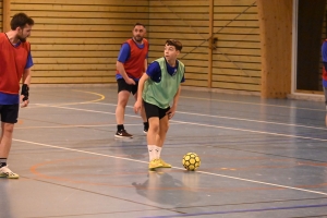 Saint-Romain-Lachalm : trois entreprises de la plasturgie s&#039;affrontent... au futsal