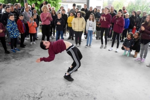 Bas-en-Basset : les jeunes danseurs d&#039;Elite Street assurent le show (vidéo)