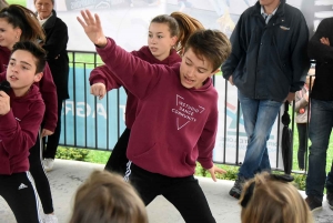 Bas-en-Basset : les jeunes danseurs d&#039;Elite Street assurent le show (vidéo)