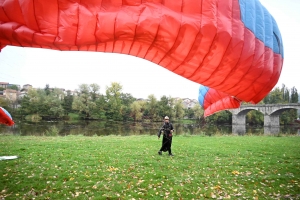 A Retournac, les hommes-oiseaux ont visé juste en parapente