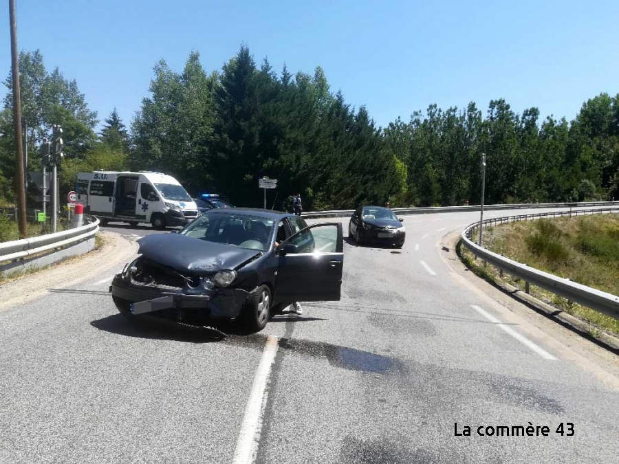 Deux voitures se percutent entre Arsac et Le Monastier sur