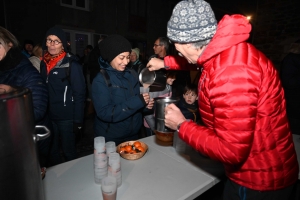 Les Estables : le Père Noël pris d&#039;assaut dans le village