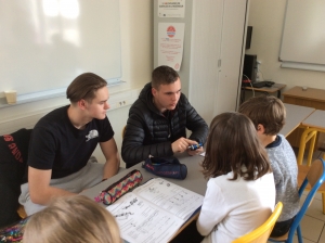 Monistrol-sur-Loire : rencontre entre étudiants et écoliers au &quot;Château&quot;