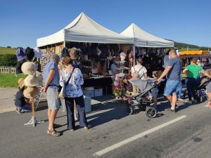 Les Estables : le marché estival du 21 août en photos