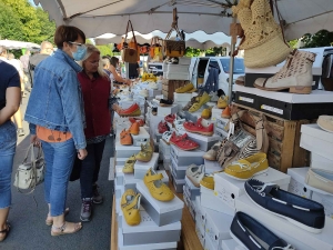 Les Estables : le marché estival du 21 août en photos