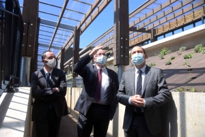 Romain Bertrand (directeur du lycée agricole George-Sand), François Faure (directeur du lycée polyvalent Emmanuel-Chabrier) et Karim Benmiloud (recteur de l&#039;Académie de Clermont)