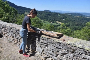 Saint-Julien-du-Pinet : dix jeunes prennent soin du petit patrimoine