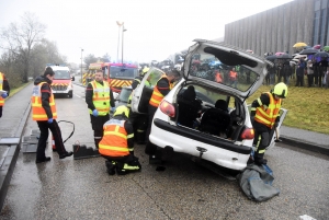 Monistrol-sur-Loire : des cascades, un crash test et les pompiers au Strol Motor Show