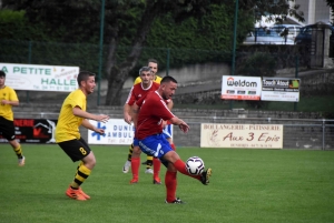 Foot : Jules Le Jaouen étincelant pour qualifier Dunières contre Langogne