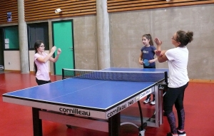 Une journée sportive à Yssingeaux pour les écoliers de Grazac