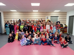 Mardi-Gras à l&#039;école Saint-Joseph de Dunières